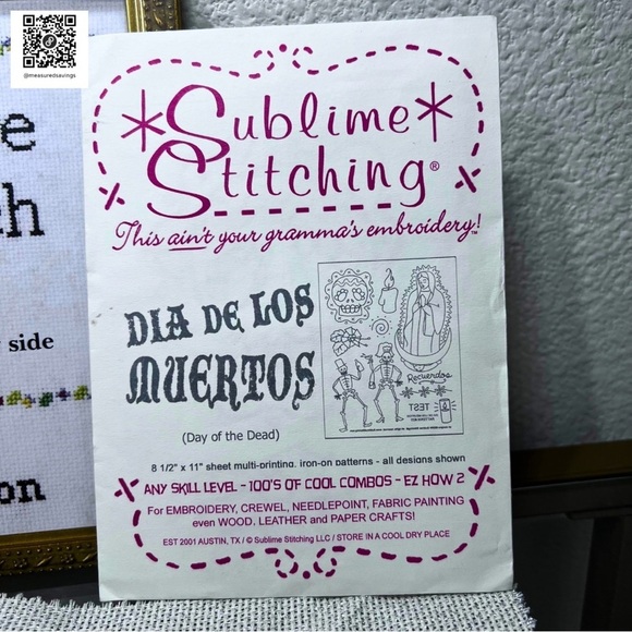 Subversive Cross-Stitch Book, Set of Cross-Stitch Patterns, Hoop and fabric - Picture 6 of 7